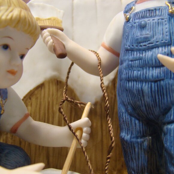 HOMCO Denim Days Figurine #15353-01 Whitewashing the Fence 2001 Home Interiors - Picture 4 of 16